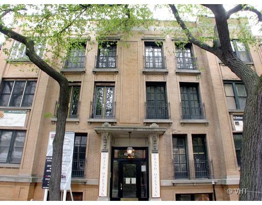 462 W Deming #2E, Chicago, IL 60614