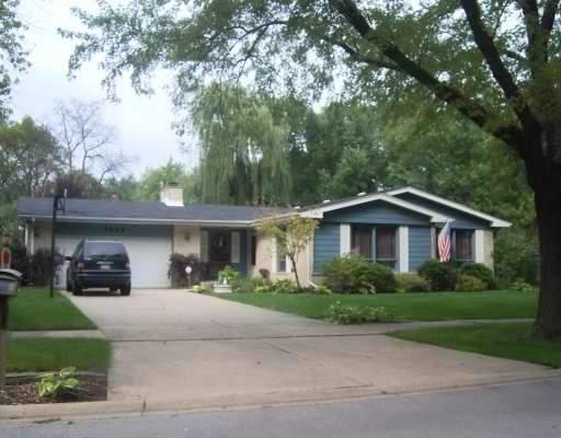 [Address Unavailable], Flossmoor, IL 60422