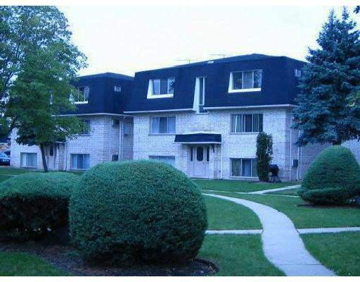 10014 Holly Lane #GE, Des Plaines, IL 60016