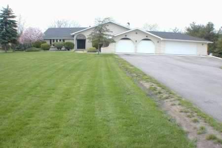 12136 Prairie St., Lemont, IL 60439