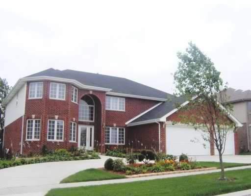 4811 Summerhill Dr, Country Club Hills, IL 60478
