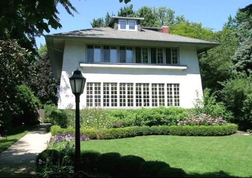 2514 Sheridan Rd., Evanston, IL 60201
