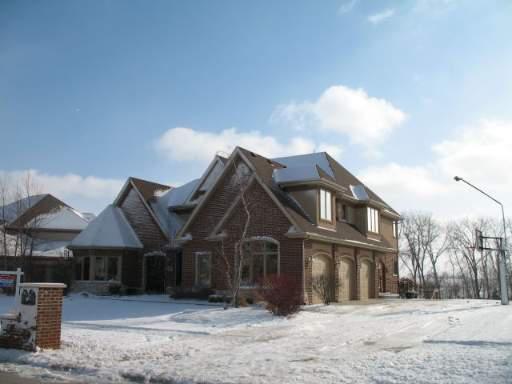 11763 Azure Dr, Frankfort, IL 60423