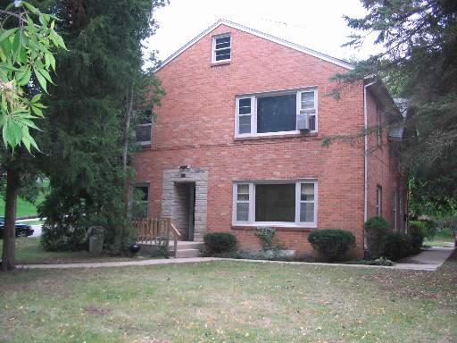 416 Hill St, East Dundee, IL 60118