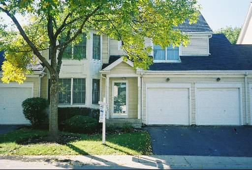 906 Derby, St. Charles, IL 60174