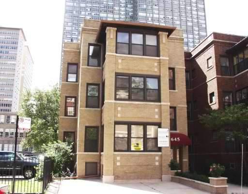 645 W Bittersweet Place #1, Chicago, IL 60613