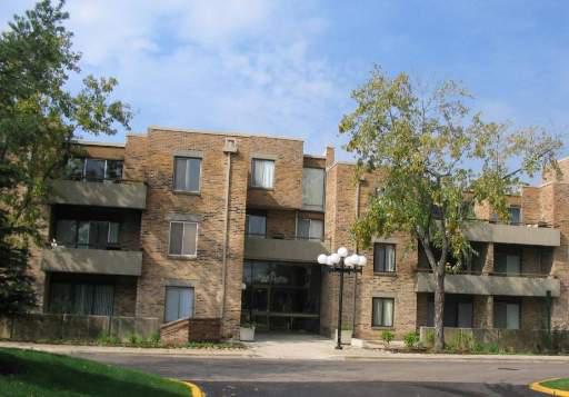 1926 Prairie Square #111B, Schaumburg, IL 60173