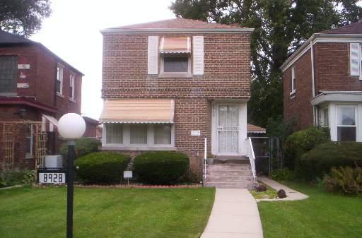 8928 S Crandon Ave, Chicago, IL 60617