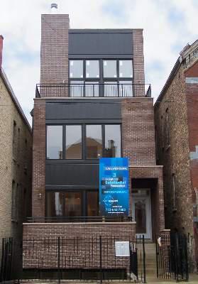 1366 W Crystal #A, Chicago, IL 60622