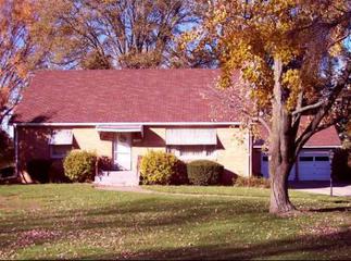 543 Old Indian Trail, Aurora, IL 60506