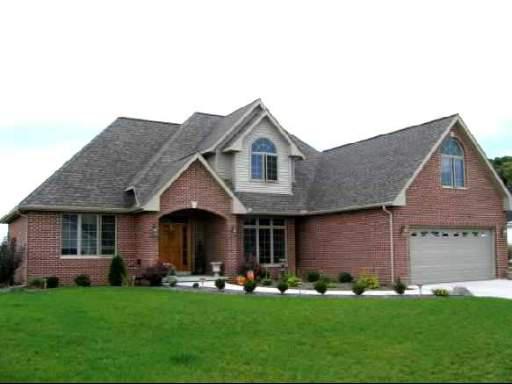 920 Deerfield Lane, Ottawa, IL 61350