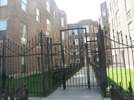 7556 S Essex #1, Chicago, IL 60649