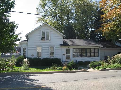 115 Water Street, East Dundee, IL 60118