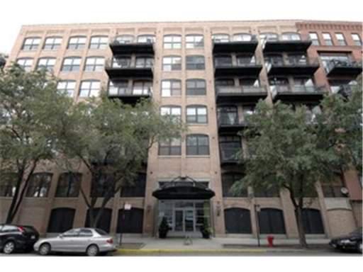 520 W Huron #210, Chicago, IL 60610