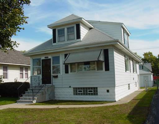 11153 S Central Park, Chicago, IL 60655