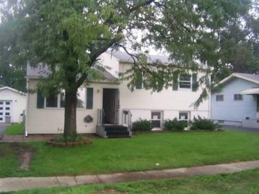 1114 Ramona Terr, Machesney Park, IL 61115