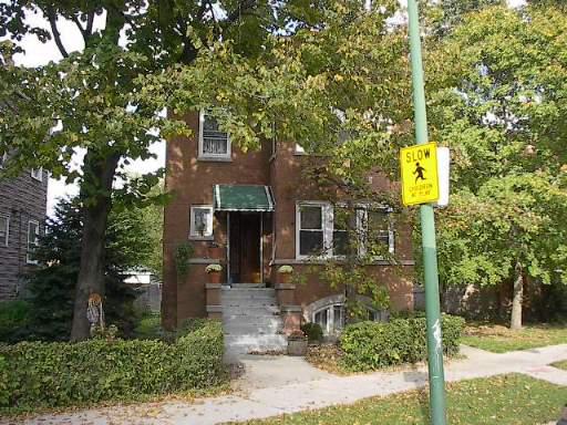 3640 W Oakdale Ave., Chicago, IL 60618