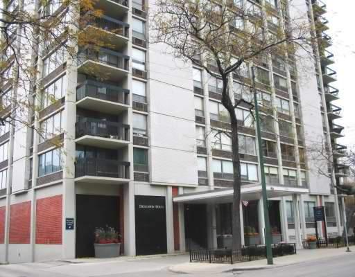 1355 N Sandburg #1602D, Chicago, IL 60610