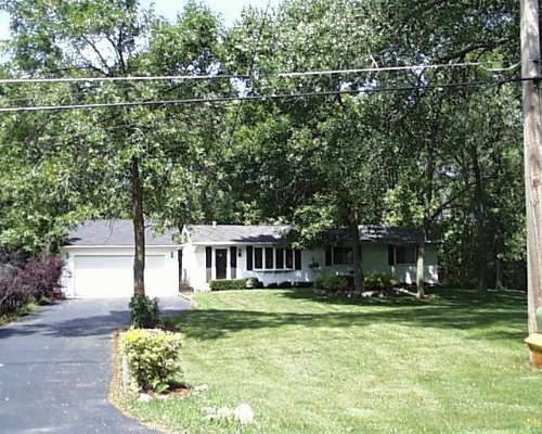 41292 N Lincoln Ave, Antioch, IL 60002
