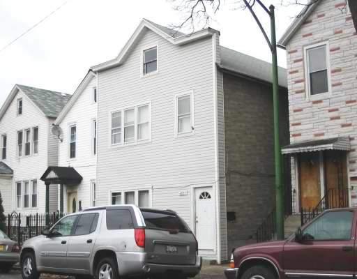 4825 S Ada St., Chicago, IL 60609