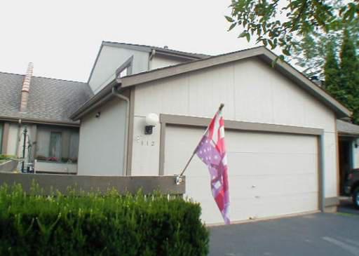 112 New Castle Ct, Rolling Meadows, IL 60008