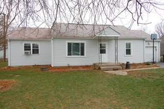 33211 N Indian Lane, Grayslake, IL 60030