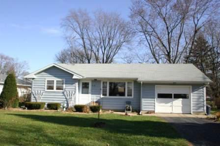 838 Whitlock Ave. Ave., Aurora, IL 60506