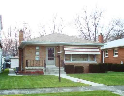 14444 Des Plaines St., Harvey, IL 60426