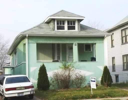 606 S 9th Ave., Maywood, IL 60153