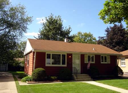 2216 Magnolia Ave., Des Plaines, IL 60018