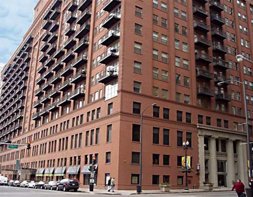 165 N Canal St. #1229, Chicago, IL 60606