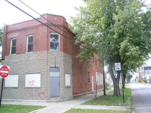 8300 S Buffalo Ave., Chicago, IL 60617