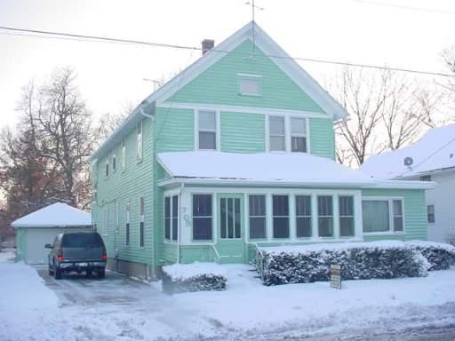 709 North Ave., Aurora, IL 60505