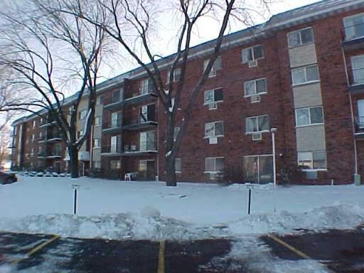 100 W Park Circle Dr. #2B, Wheaton, IL 60187