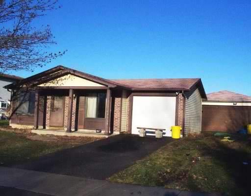 900 Camden Ln., Aurora, IL 60504