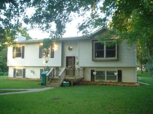 330 Barr St., Sheridan, IL 60551