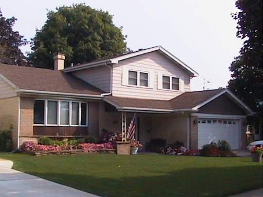 1020 Wicke St., Des Plaines, IL 60018