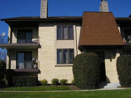 9173 W Del Prado Dr. #2W, Palos Hills, IL 60465