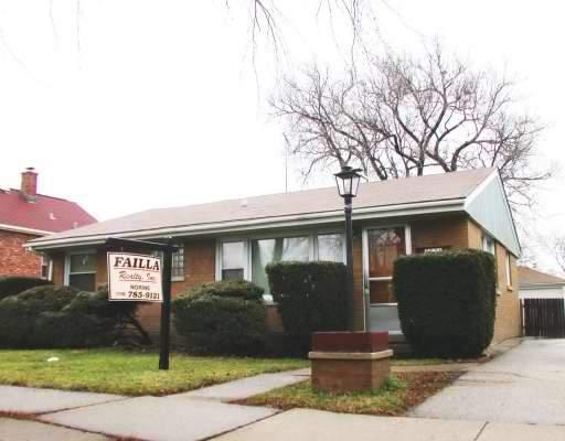 4325 Maple Ave., Brookfield, IL 60513
