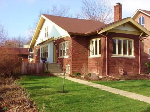843 Columbian Ave., Oak Park, IL 60302
