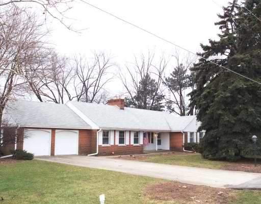 322 Mooseheart Rd., North Aurora, IL 60542
