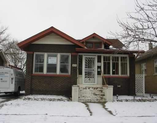 908 Wentworth Ave., Calumet City, IL 60409