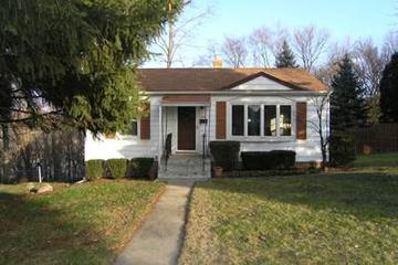 400 Highview Dr., Fox River Grove, IL 60021