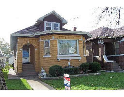 5637 W Henderson St., Chicago, IL 60634