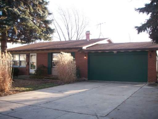 1931 Marigold Ln., Hanover Park, IL 60133
