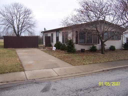 2254 Poplar Ln., Sauk Village, IL 60411