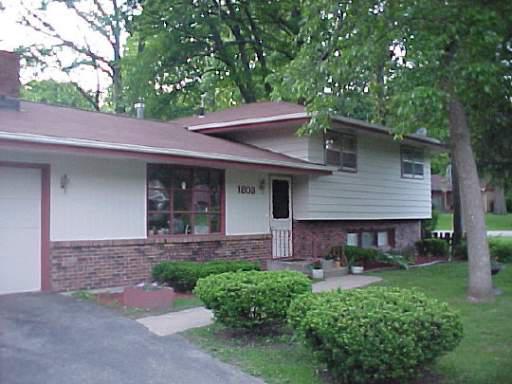 1803 Hillcrest Rd., Rockford, IL 61108
