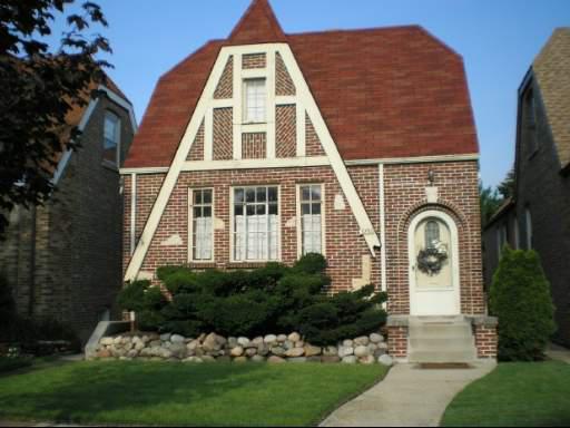 3250 N Oak Park Ave., Chicago, IL 60634