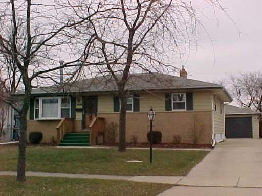 [Address Hidden by Seller], Highland, IL 46322