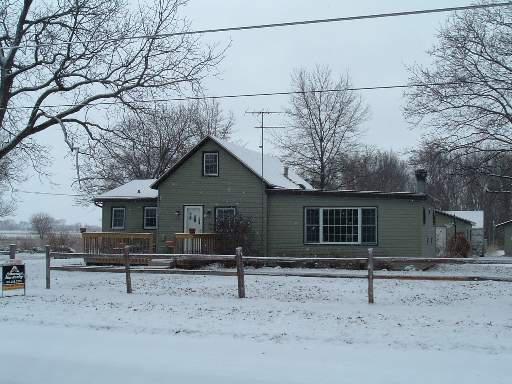 309 Pope St., Nelson, IL 61058